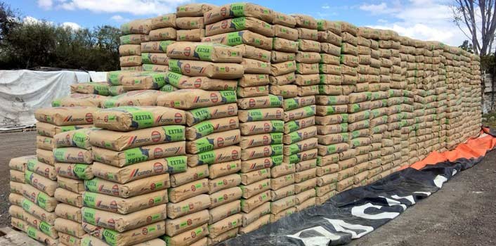 Reciben 150 familias material de construcción para edificar su casa