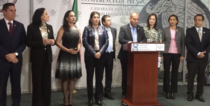 Diputados federales del PAN urgen desaforar a Bárbara Botello