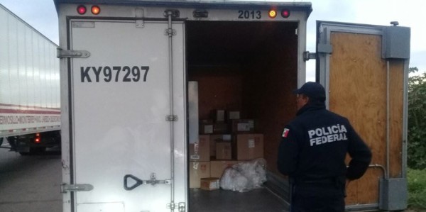 En Celaya recuperan camioneta cargada con medicamentos