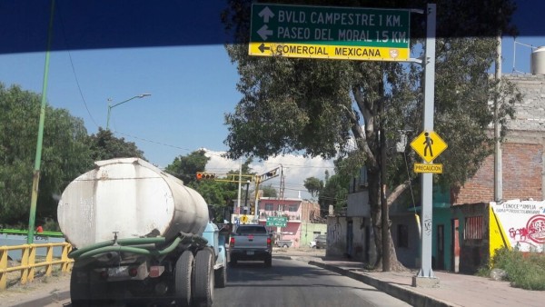 Asaltan a policía de León en la colonia Peñitas