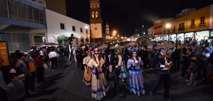Participan más de 3 mil personas en el desfile de catrinas en Irapuato