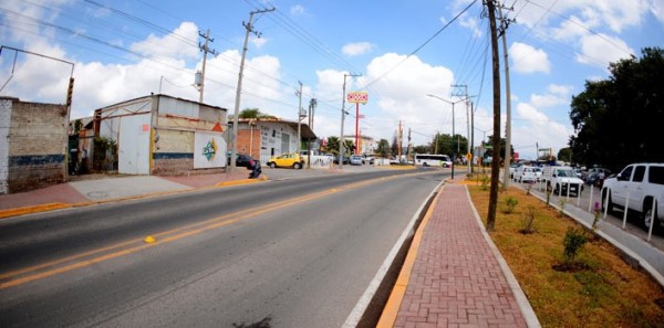 Entregan obras de rehabilitación del acceso Manuel Doblado - León