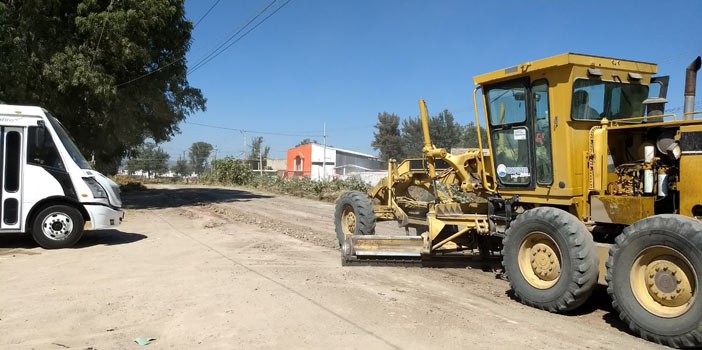 Alistan vías alternas ante rehabilitación del puente de la colonia Ucopi en Irapuato