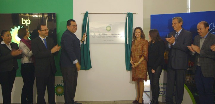 Inauguran cuatro gasolineras British Petroleum en León