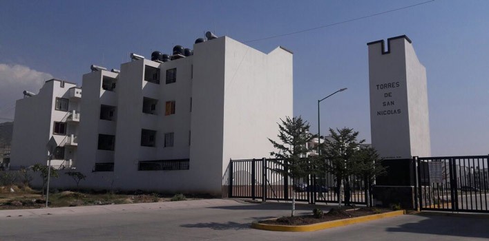 Muere al lanzarse desde el cuarto piso