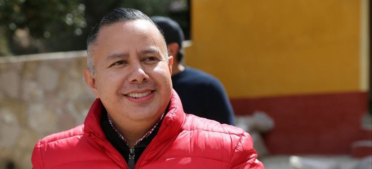 Édgar Castro no descarta cambiarse de partido para buscar la reelección