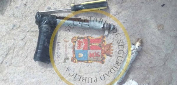 Detienen a dos presuntos ladrones tras tiroteo
