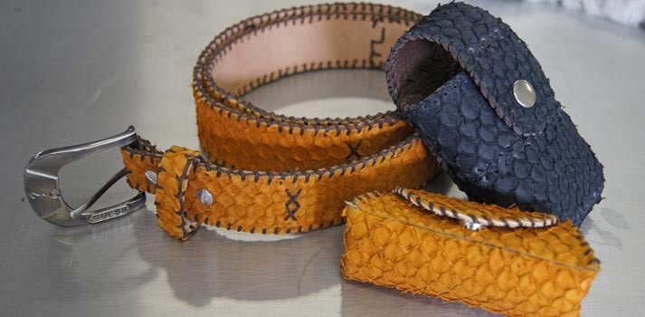 Fabrican zapatos, carteras y cinturones con piel de pescado