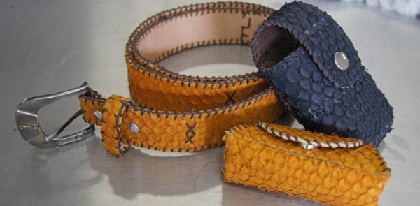 Fabrican zapatos, carteras y cinturones con piel de pescado