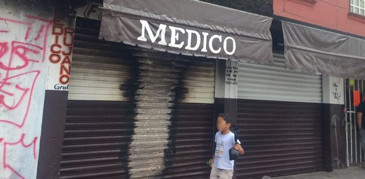Lesionado durante incendio de un consultorio en León I