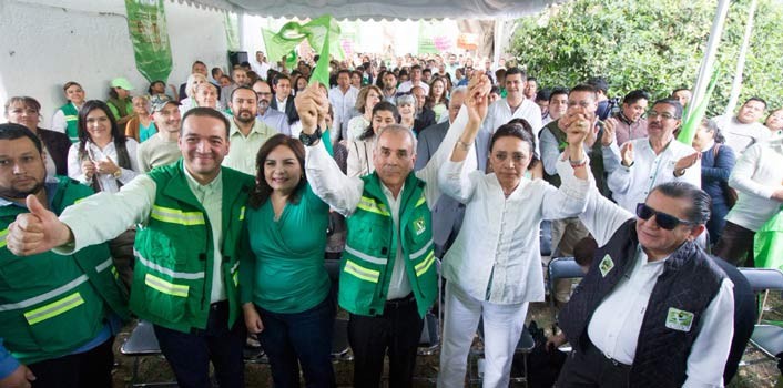 Felipe Camarena se registra como precandidato del PVEM a la gubernatura