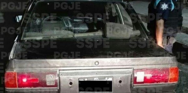 Detenido al conducir un vehículo con reporte de robo
