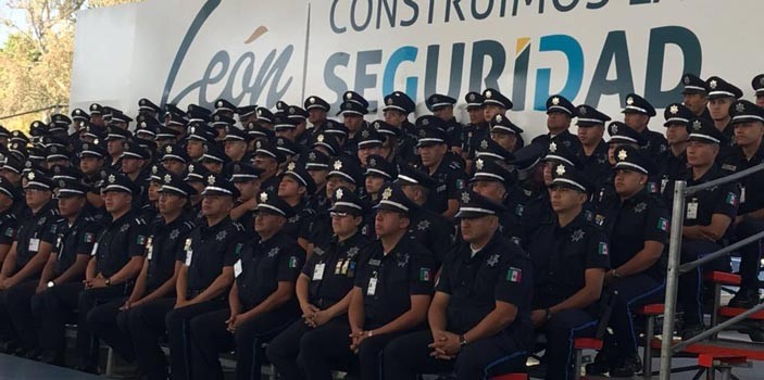 No habrá aumento extraordinario al salario de policías