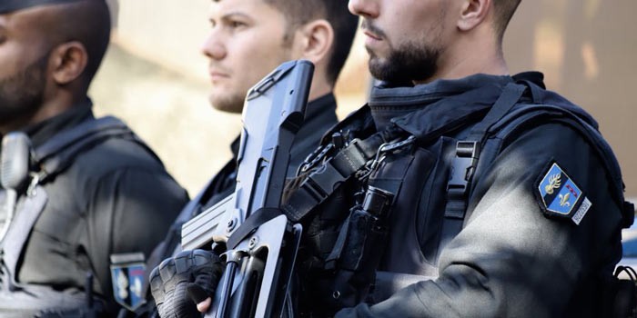 Abaten a terrorista de toma de rehenes en sur de Francia