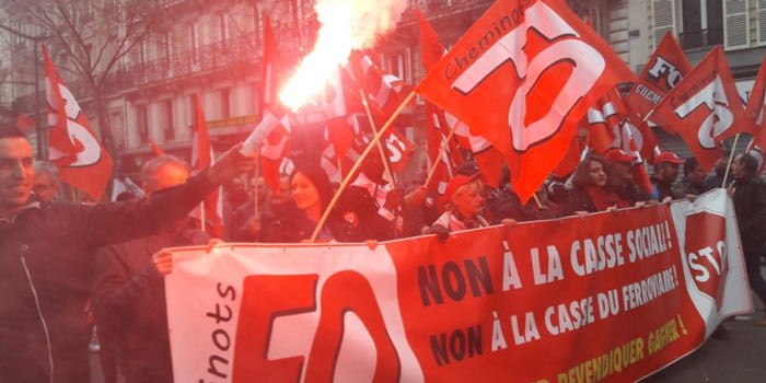 Francia vive “martes negro” por huelga del sector ferroviario