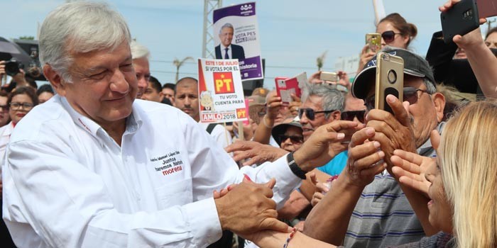 Promete López Obrador apoyo y seguridad para el campo mexicano