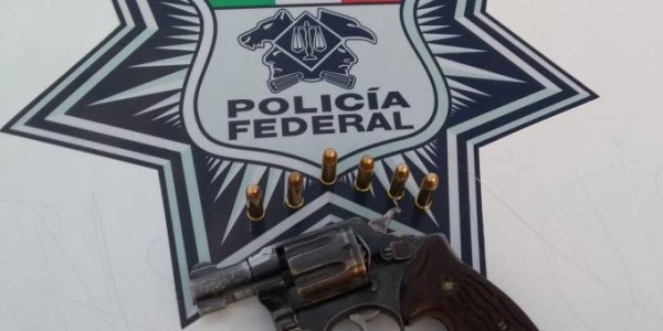 Detienen a un hombre en la Maxipista por portación de un arma de fuego