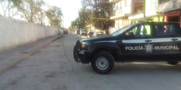Afuera de su casa lo mataron de un machetazo en la cabeza