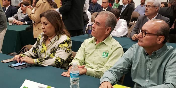 Felipe Arturo Camarena presentará su 3 de 3 cuando sea conveniente