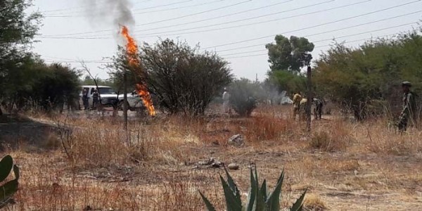 Se incendia toma clandestina en San Juan de Abajo