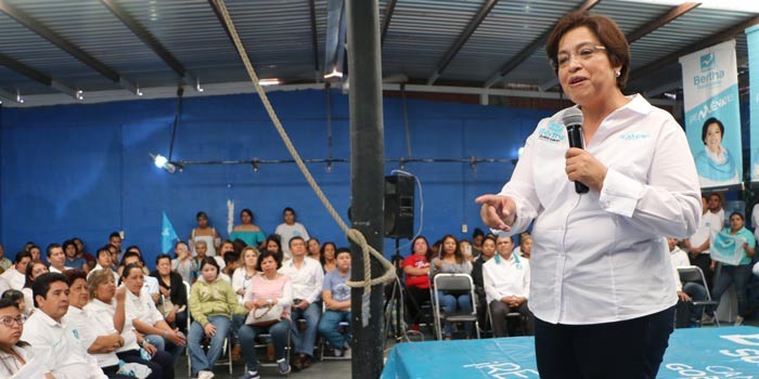 Bertha Solórzano pide a candidatos ser transparentes
