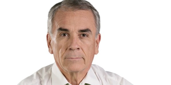 Escuelas militarizadas, una improvisación de Sinhué: Felipe Arturo Camarena