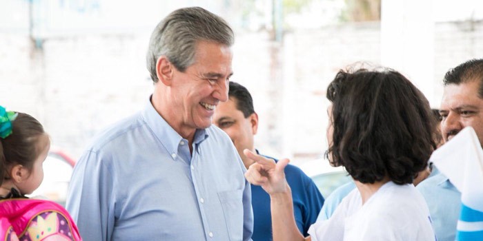 Soy el único que no hace promesas, presento proyectos: López Santillana