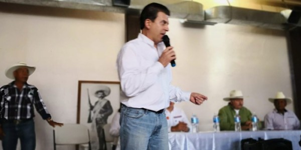 Ricardo Sheffield establecerá precios de garantía para los campesinos