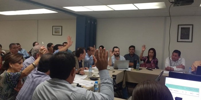 Sospechan de corrupción en la compra de uniformes para policías