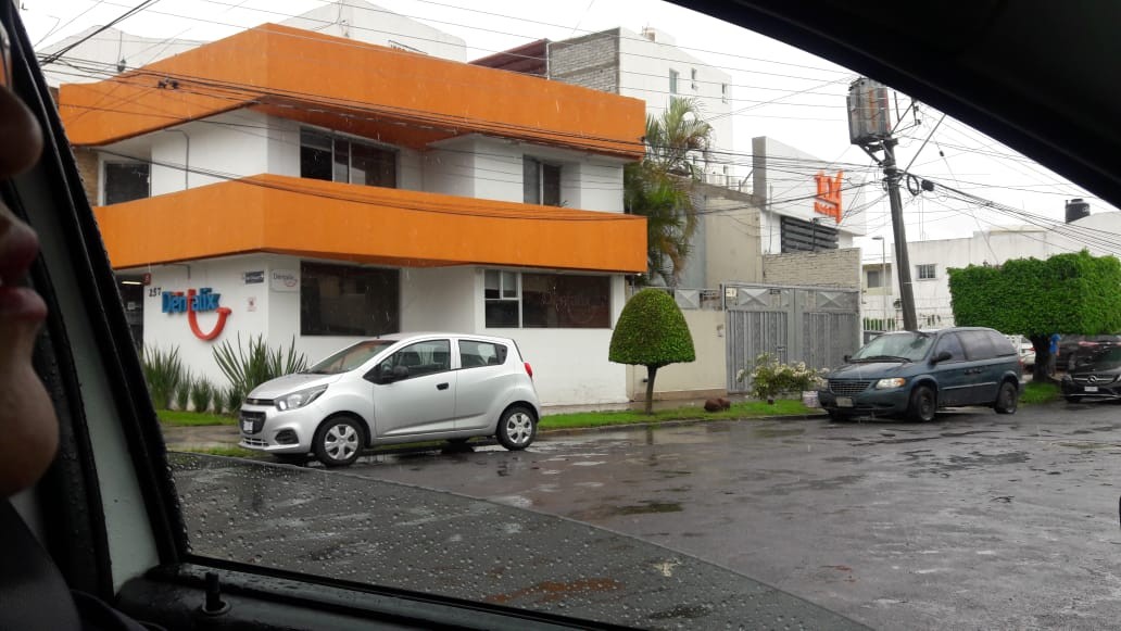 Atracan clínica dental en Jardines del Moral