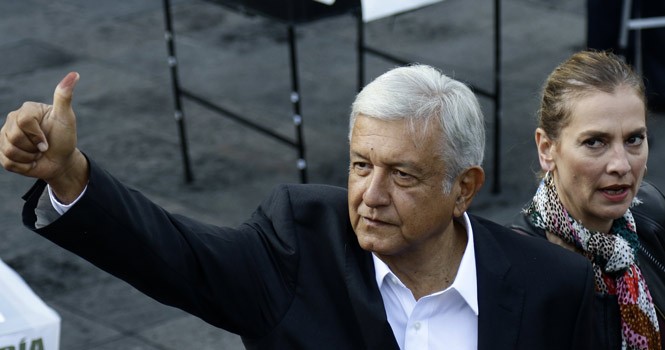 MORENA se congregará en el Zócalo tras conocer resultados