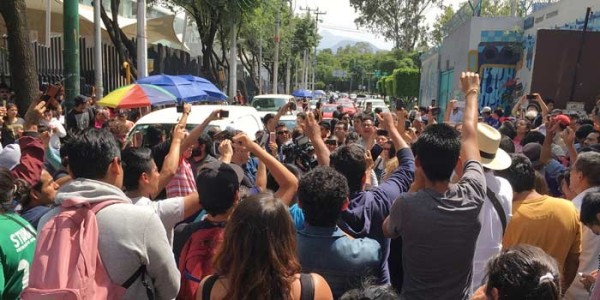 Piden ciudadanos frente a INE más boletas para casillas especiales