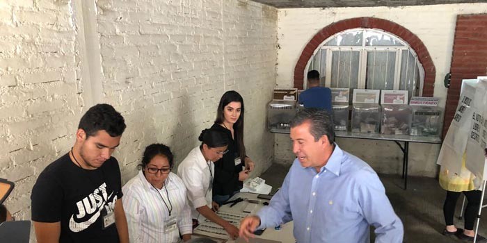 Llama Miguel Márquez Márquez a respetar el resultado de las elecciones