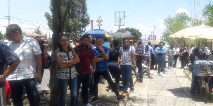 Alta afluencia de votantes en la casilla especial en Parque del Árbol