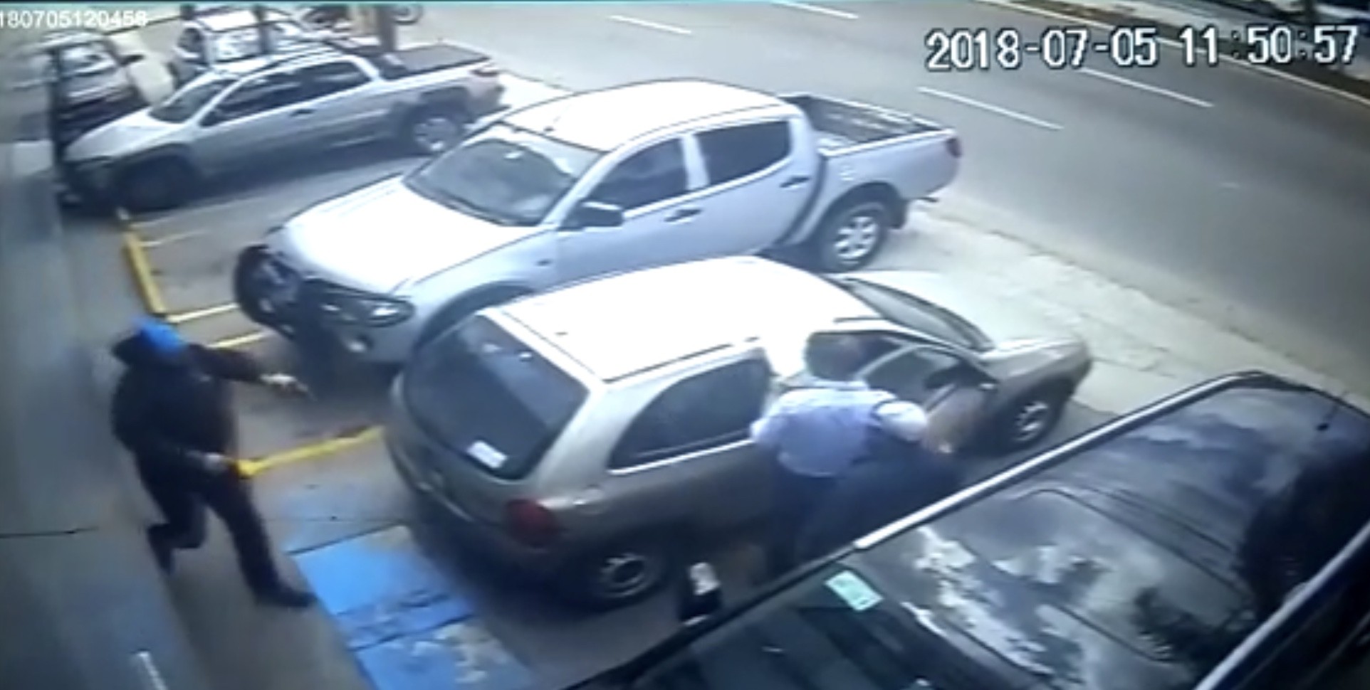 Asaltan a cuentahabiente en la colonia Azteca