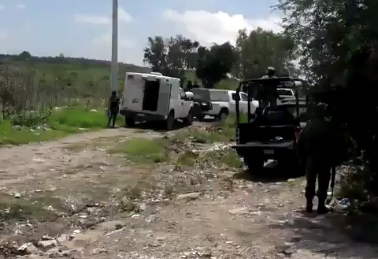 Hallan cadáver en el camino a Barranca de Venaderos