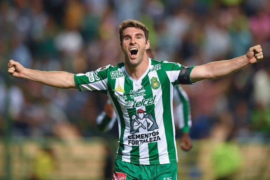 'El Matador' busca el título de máximo goleador