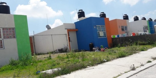 Hacen boquete para robar casa en Loma Dorada