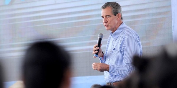 Inicia revisión del tercer informe de Héctor López Santillana