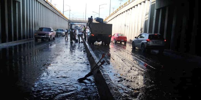 Evite el “puente deprimido“ en caso de lluvia, robaron el cableado del sistema de bombeo