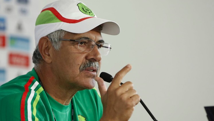 El ‘Tuca’, al frente del ‘Tri’