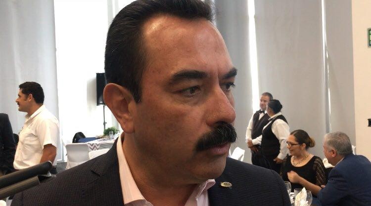 Entregan constructores propuestas a Diego Sinhue para dirigir Movilidad, Inifeg y CEA