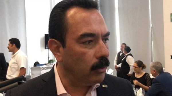 Entregan constructores propuestas a Diego Sinhue para dirigir Movilidad, Inifeg y CEA