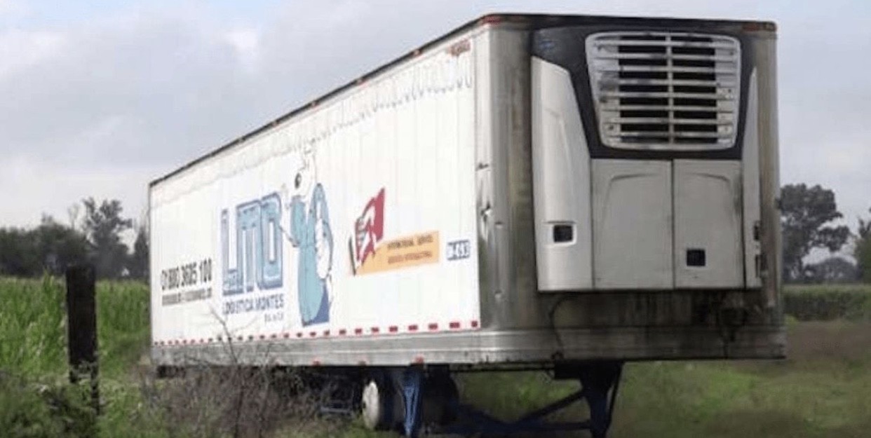 Espeluznante: deambula tráiler con 157 cuerpos por Jalisco