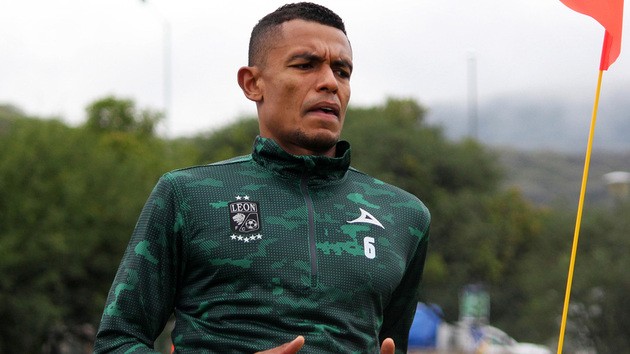 León se está afianzando a la idea de Ambriz: William Tesillo