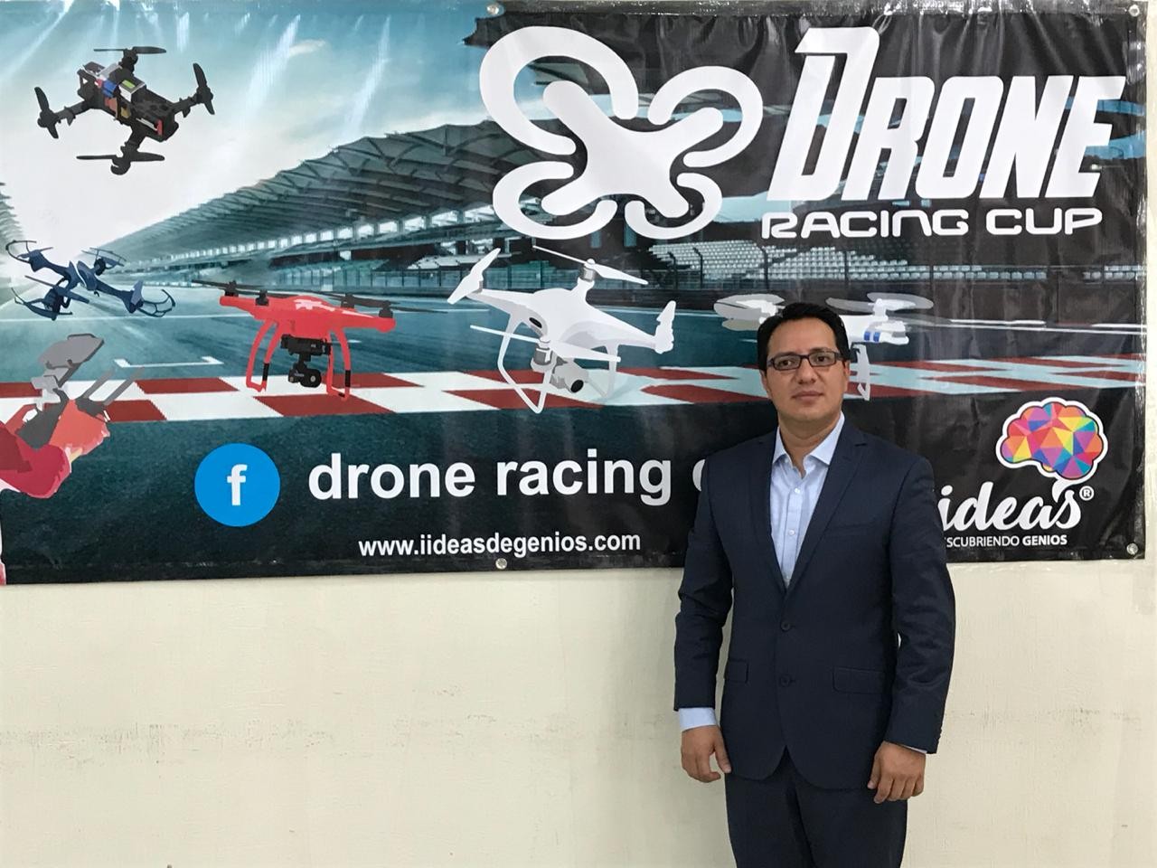 Preparan competencia de drones
