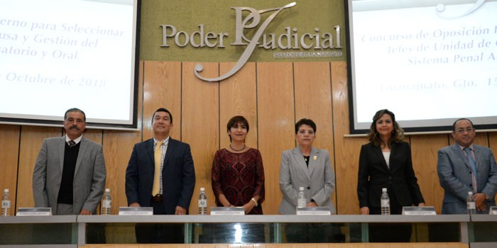 Realizan examen de oposición en el Poder Judicial