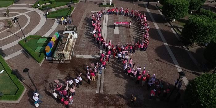 Conmemoran Día Mundial de la Lucha contra el Cáncer de Mama