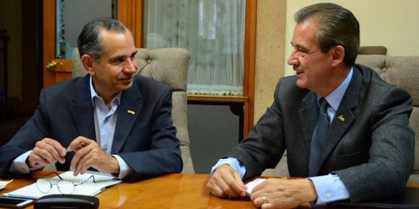 Analizan obras de infraestructura para León
