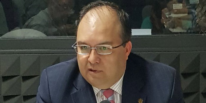 Bajarse el sueldo es pura demagogia: CCEL